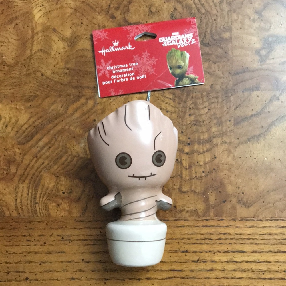 Hallmark Marvel BABY GROOT GUARDIANS OF THE GALAXY Decoupage Tree Ornament